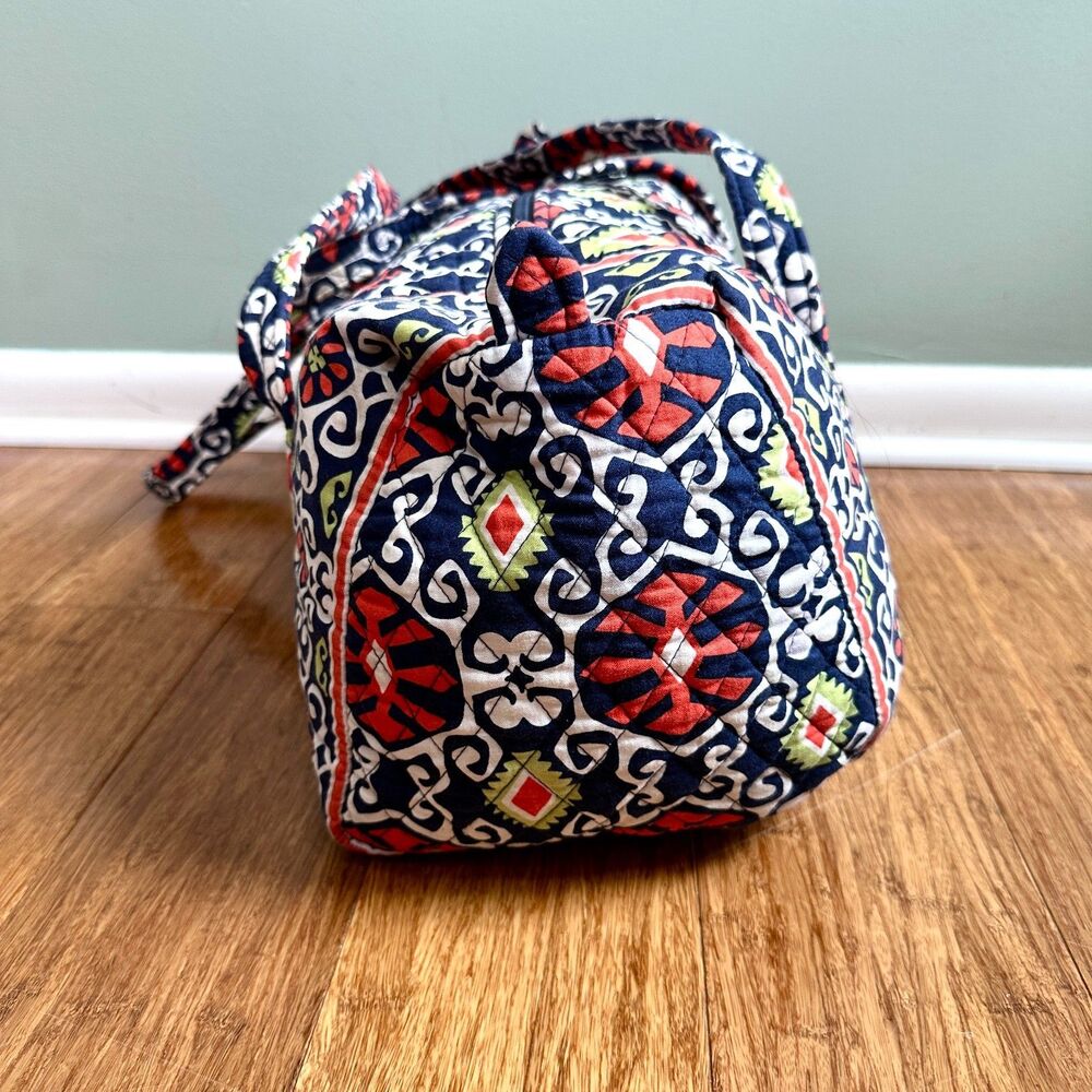 Vera Bradley Duffle Bag Sun Valley Medium 18" Retired Travel Quilted Geometric - Picture 5 of 12
